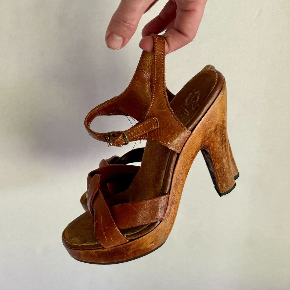 Sbicca Vintage 70s Brown Leather Platform Wood Heels, 6 Boho Summer Sandal Shoe